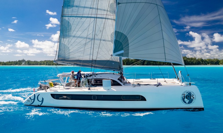 Outremer 51 For sale with 36° Brokers Tahiti
