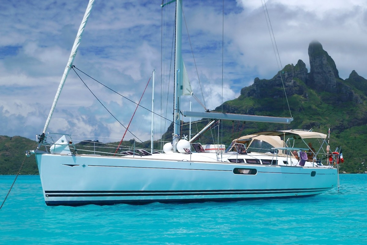 Sun Odyssey 49i summary