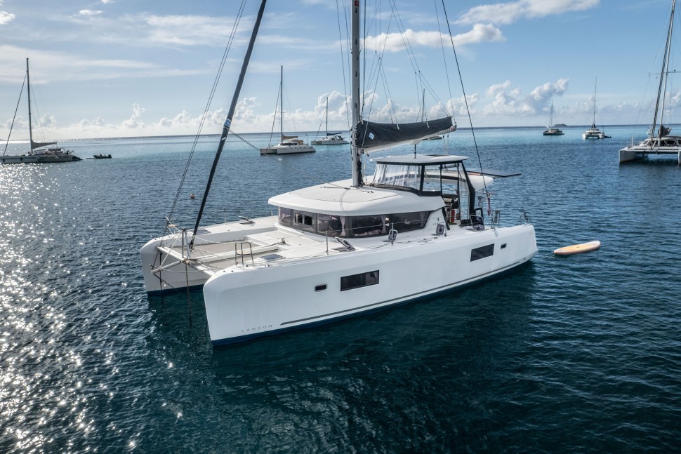 LAGOON 42 OWNER 3 CABINS 36