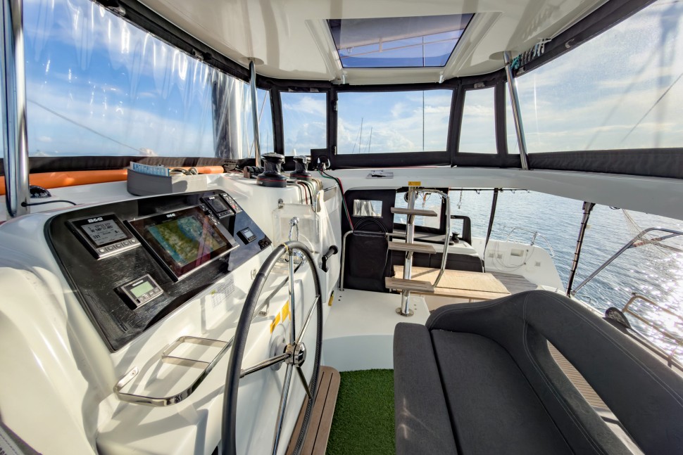 LAGOON 42 OWNER 3 CABINS 39