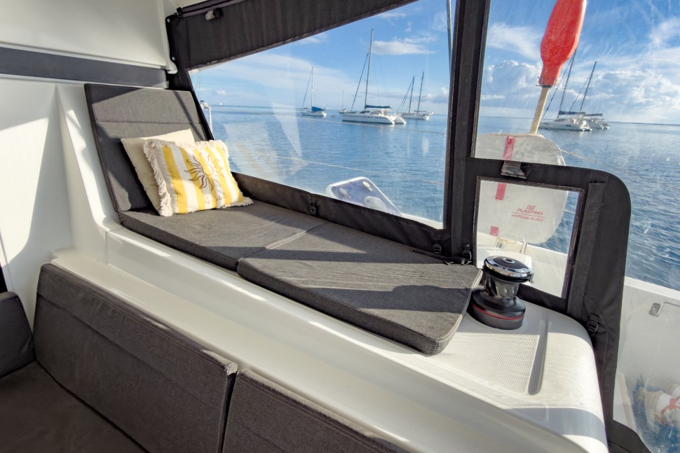 LAGOON 42 OWNER 3 CABINS 45