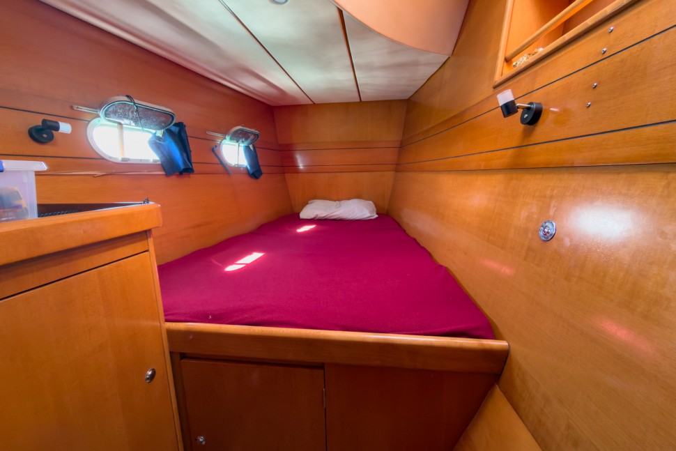 LAGOON 470 OWNER 13
