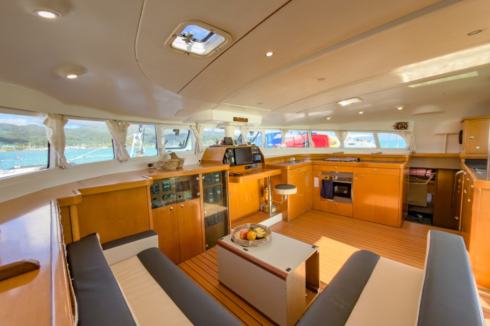 LAGOON 470 OWNER 27
