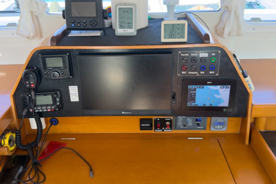 LAGOON 470 OWNER 29
