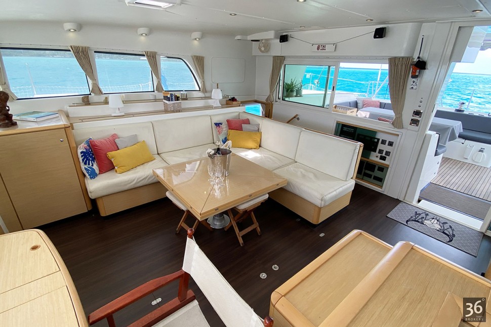 Lagoon 500 8