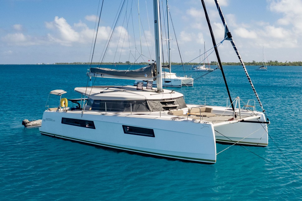 NAUTITECH 44 OPEN OWNER 3 CABIN 11
