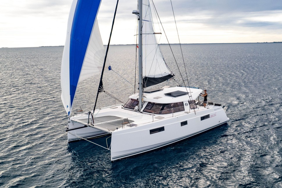NAUTITECH OPEN 40 OWNER 4 CABINS 31