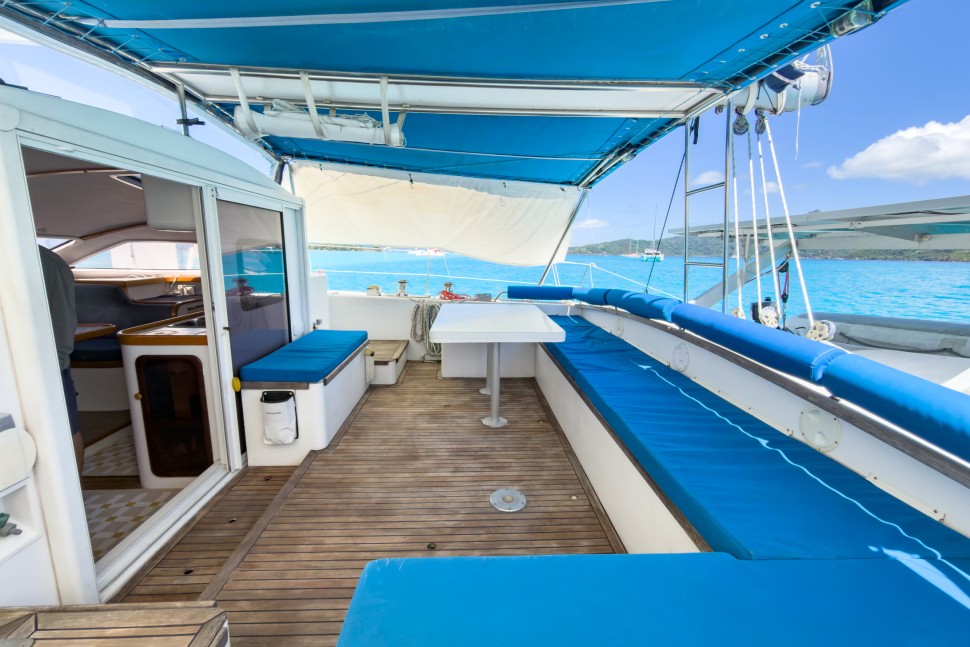 OUTREMER 55 LIGHT 13