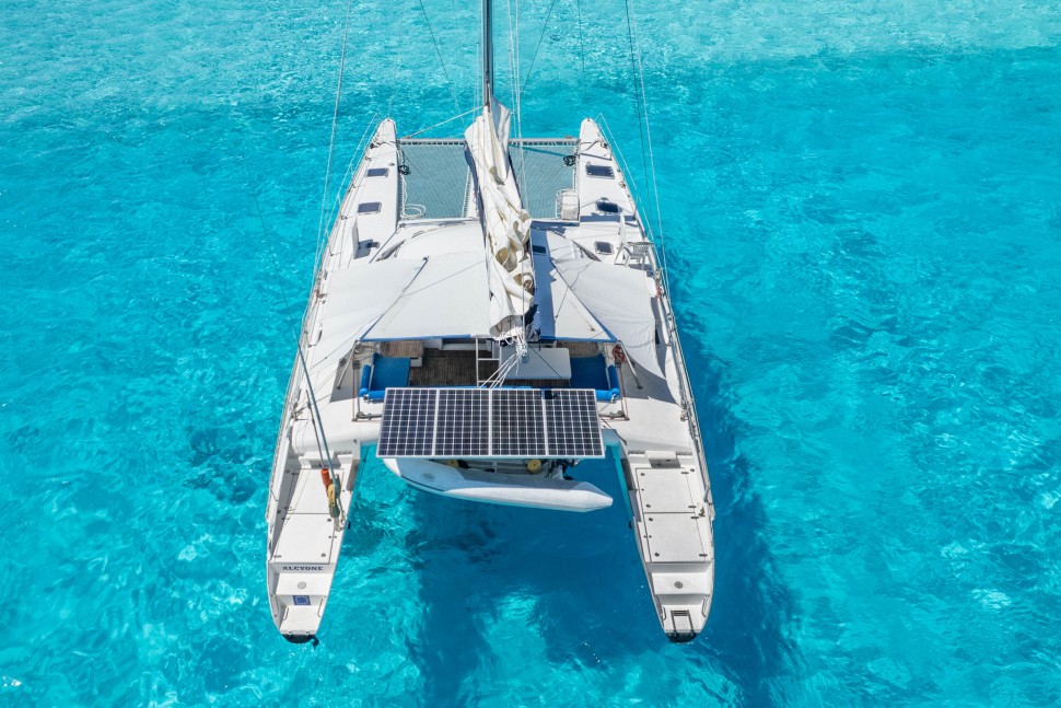 OUTREMER 55 LIGHT 9