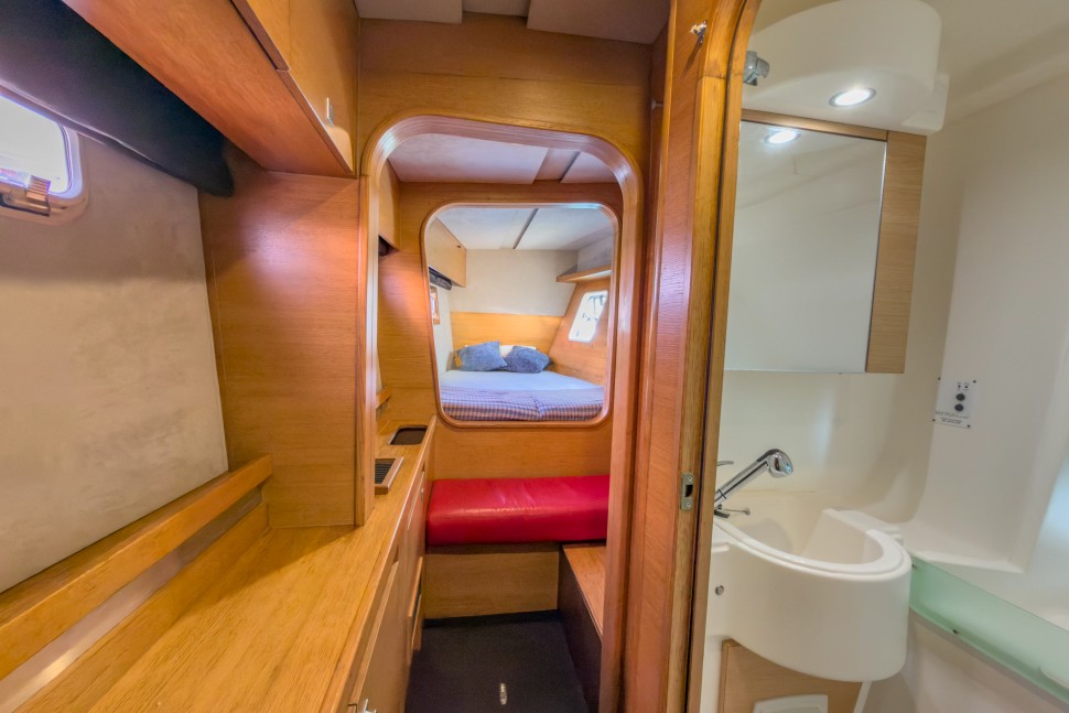 catana 50 22 guest cabin ensuite view